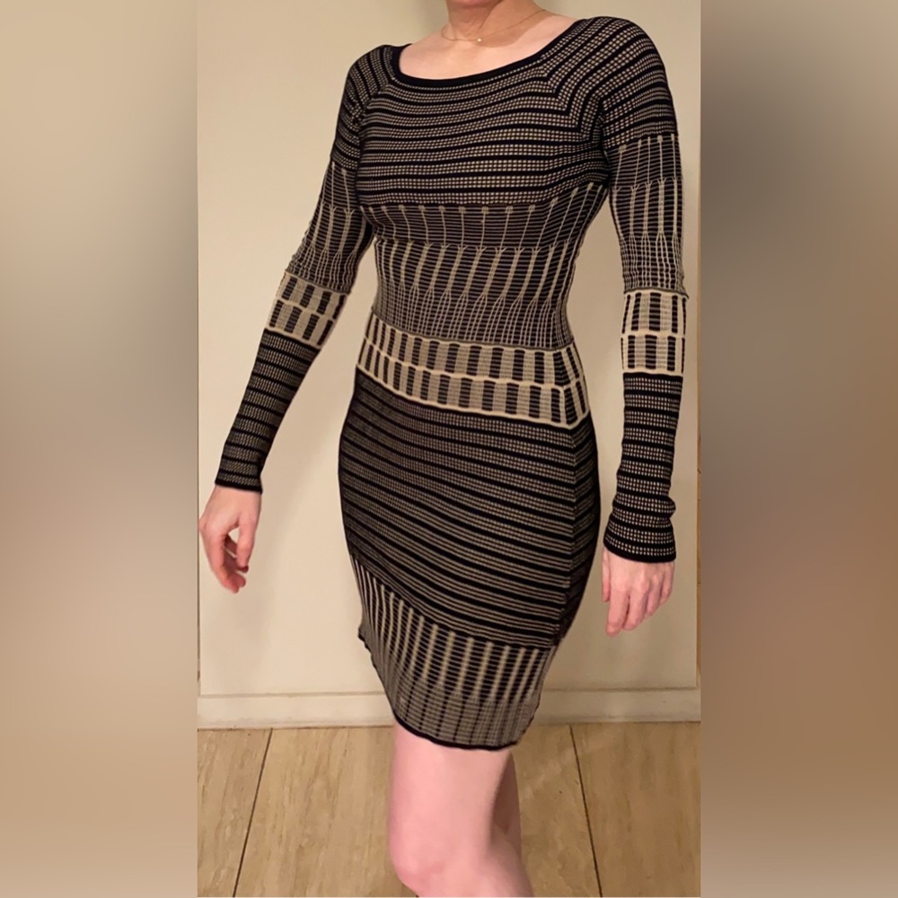 Max Studio Art Deco style dress in XS.